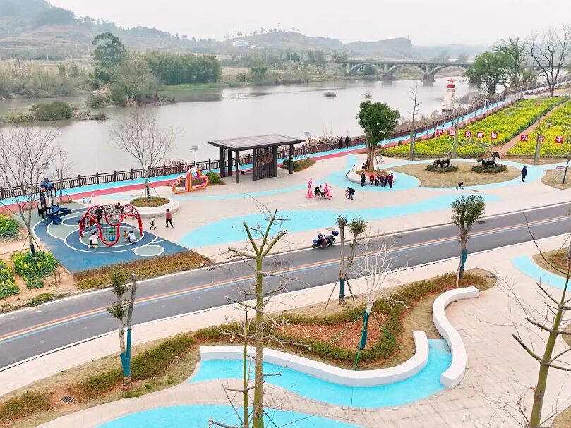 8-2央企助力項目馬市鎮河邊碧道改造后.jpg